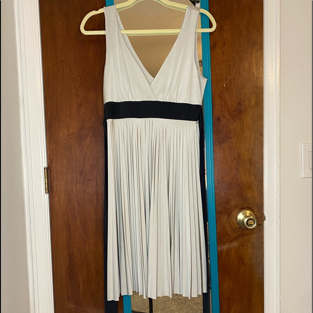 Cocktail Dress - Picture 1 of 3